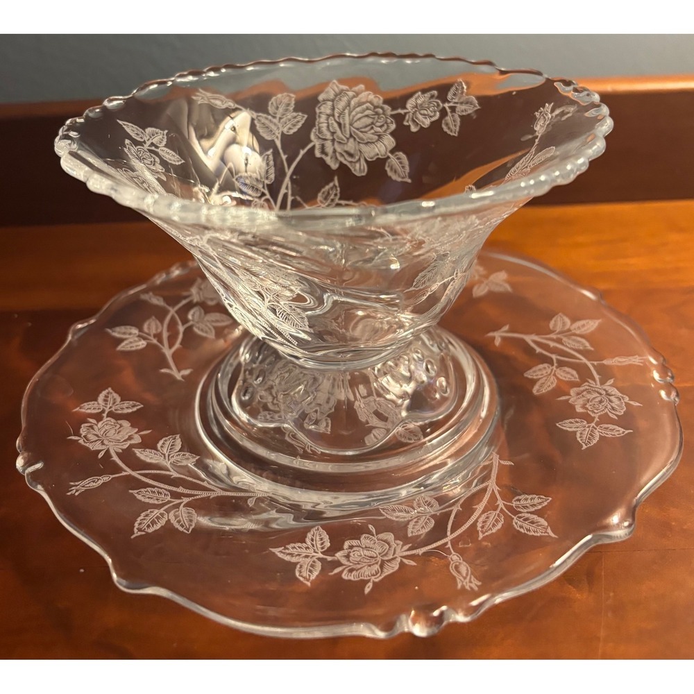 Heisey Rose Glass Mayo bowl and underplate‎